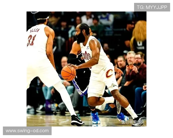 米切尔提升无球跑动效率 拉开与哈登关键得分差距