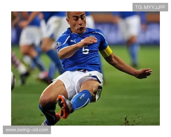 卡纳瓦罗如何通过高位逼抢转型为防线发起点？